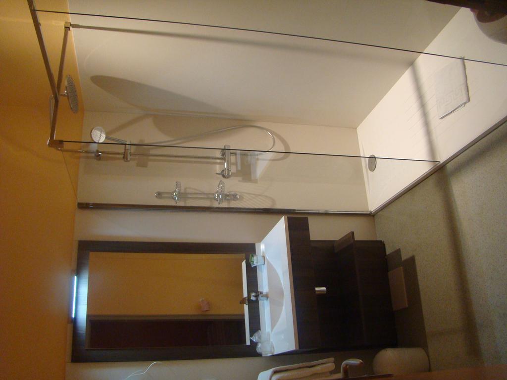 Logis Hotel De France Rochechouart Cameră foto